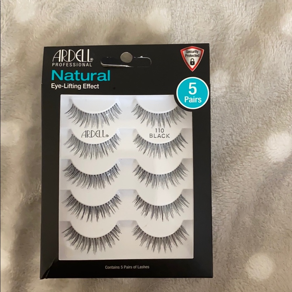 Eyelashes